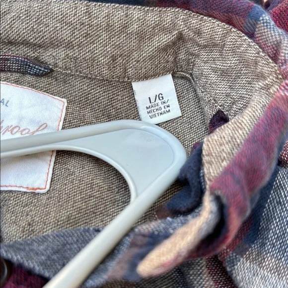 Weatherproof Burgundy Gray Casual Button Down Shirt - Picture 5 of 10